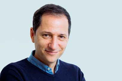 Photo portrait du physicien Julien Bobroff - Agrandir l'image, fenêtre modale