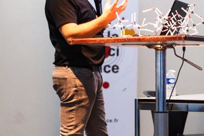 Agrandir l'image 7 sur 30, fenêtre modale