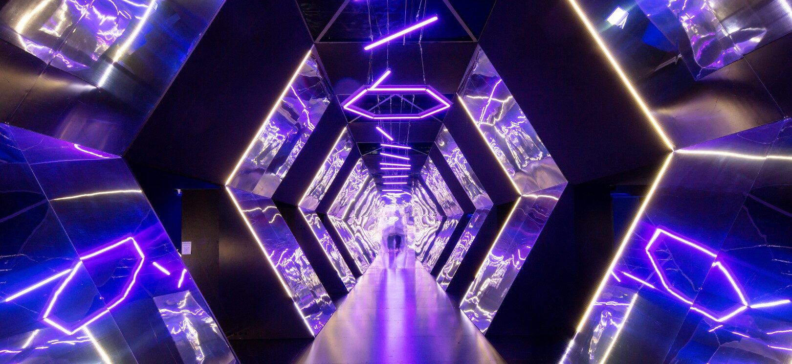 Photo de l'exposition "Luminopolis" à l'Atrium