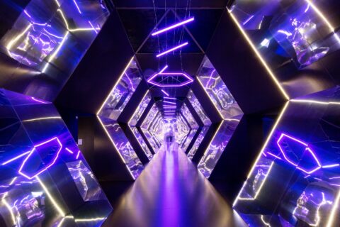 Photo de l'exposition "Luminopolis" à l'Atrium